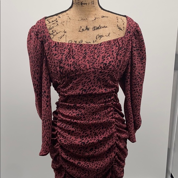 Zara bloggers fave animal print draped mini dress - Picture 3 of 16